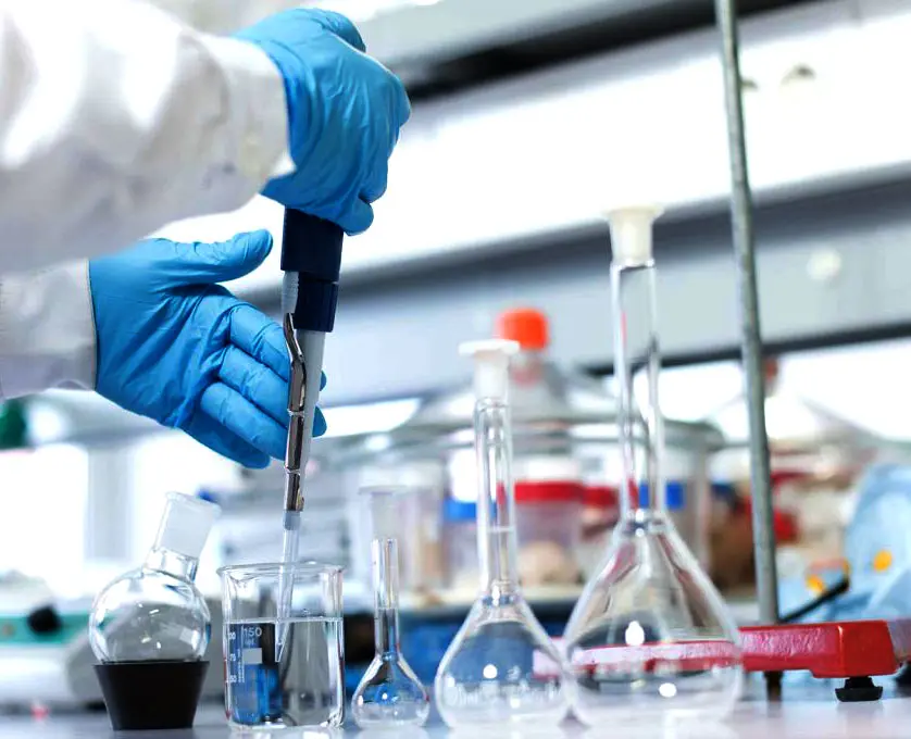 حوزه‌های تخصصی و خدمات آزمایشگاه رادگستر | آزمایشگاه کنترل کیفیت مواد غذایی و دامپزشکی در اصفهان | خدمات آزمایشگاه آنالیز غذایی و کشاورزی با استاندارد ملی | بهترین آزمایشگاه تخصصی کنترل کیفیت مواد غذایی در اصفهان